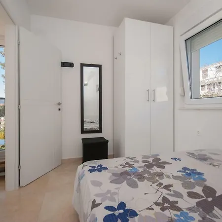 Adriatic - Saldun Apartmán *