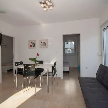 Apartment Adriatic - Saldun * Trogir